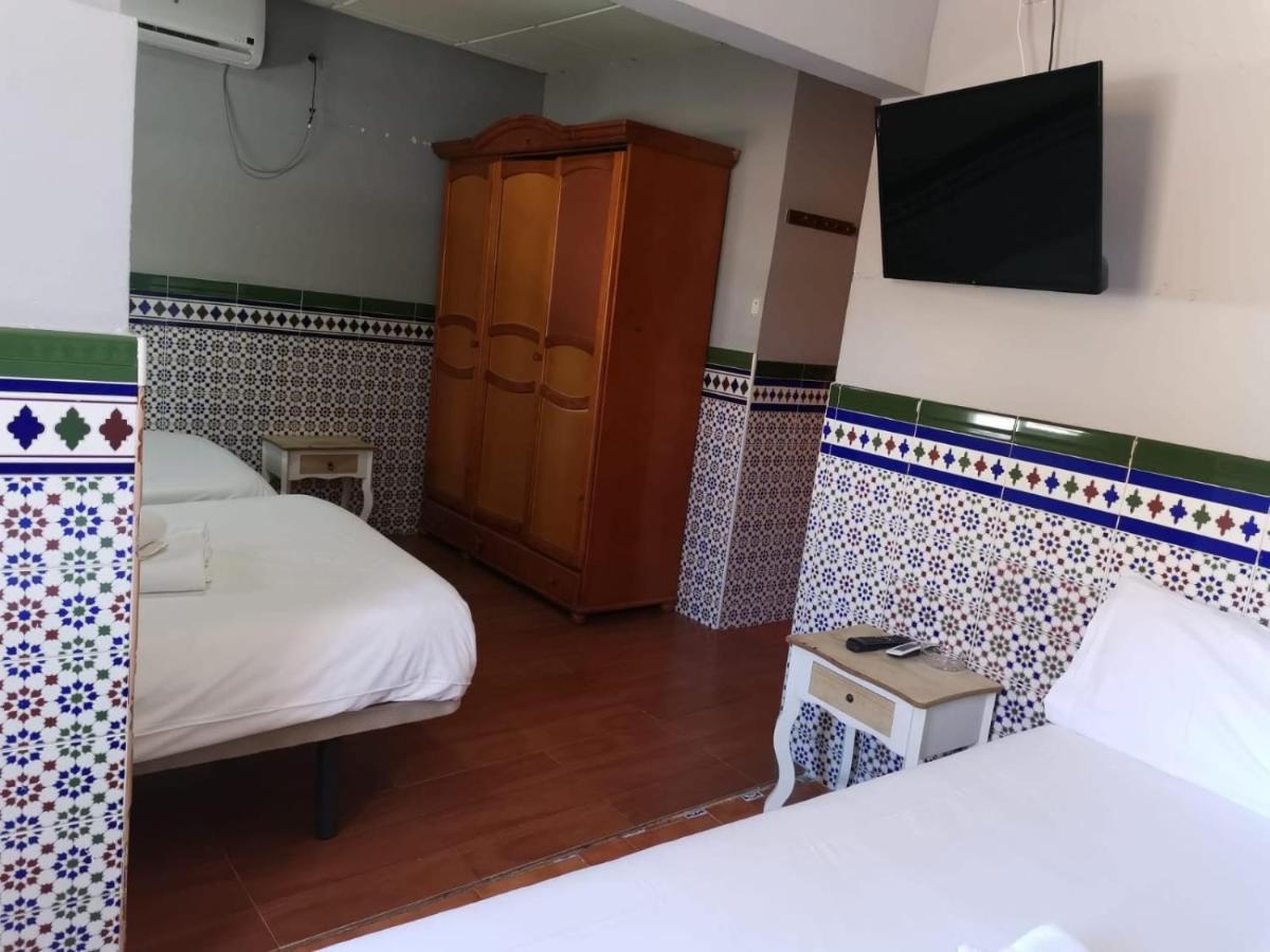 Hostal Avenida Andalucia Sevilla Exterior foto