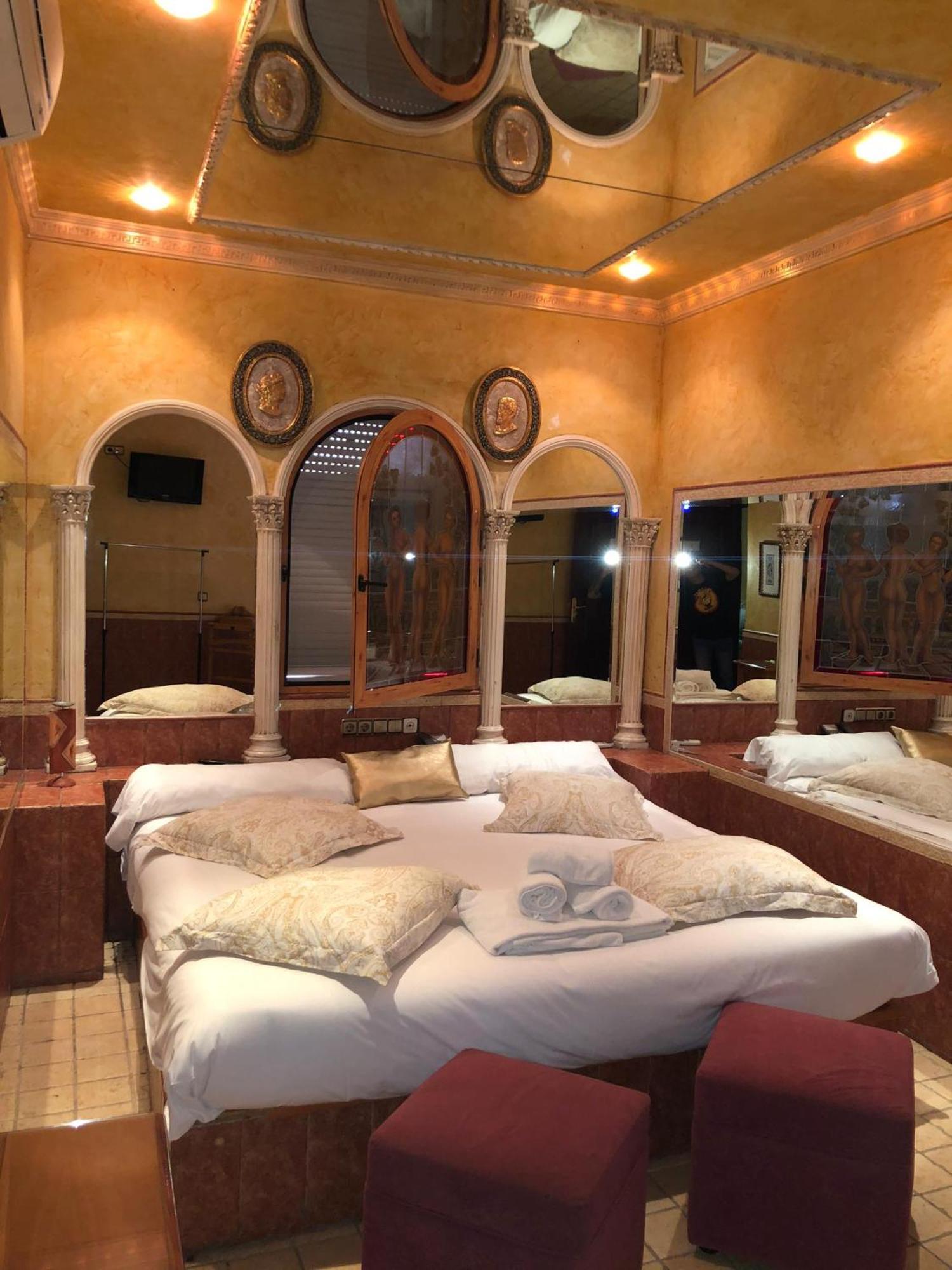 Hostal Avenida Andalucia - Solo Adultos Sevilla Exterior foto