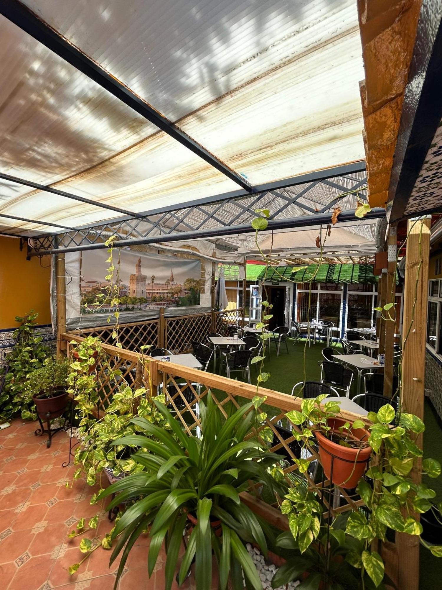 Hostal Avenida Andalucia - Solo Adultos Sevilla Exterior foto