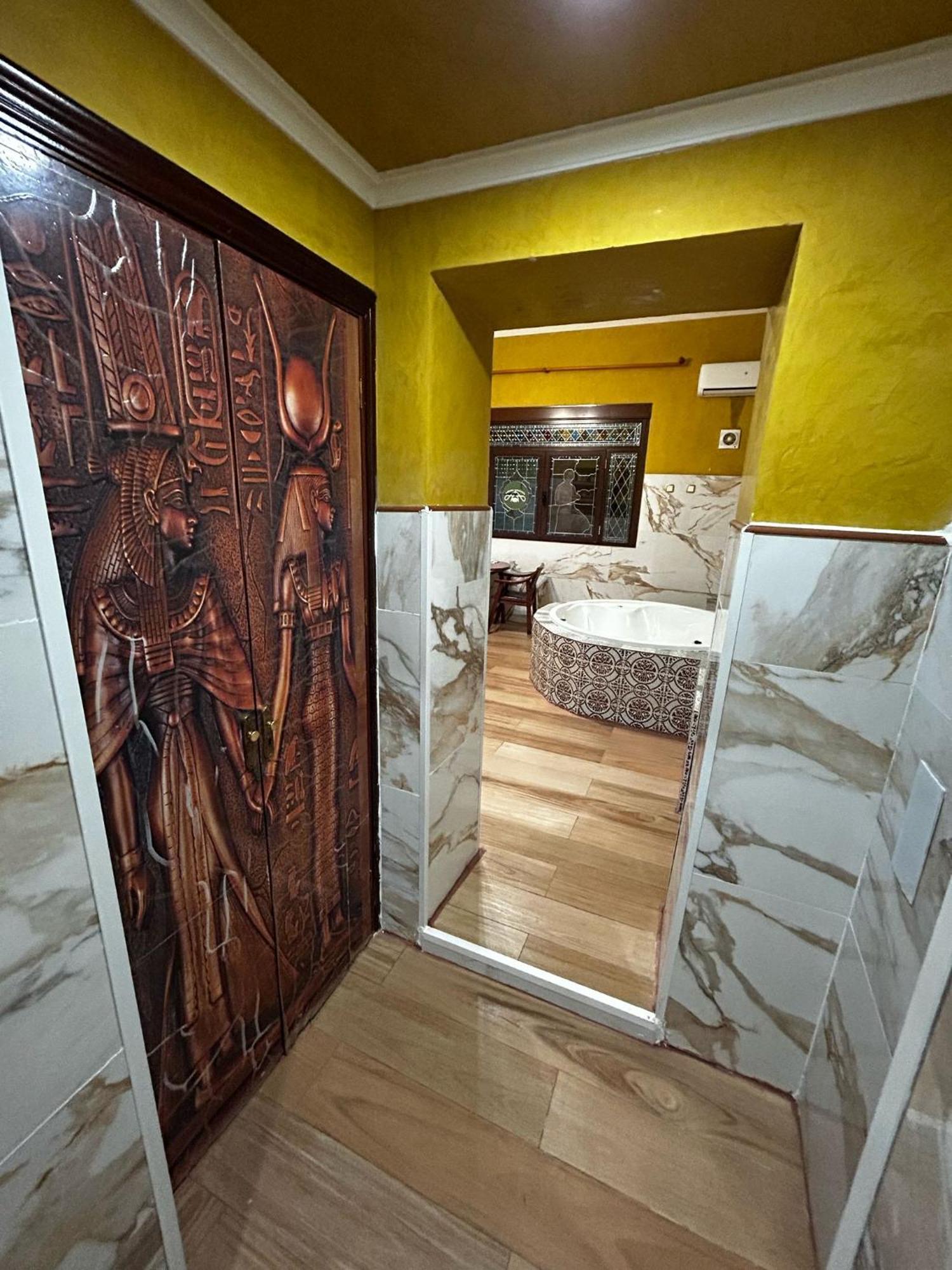 Hostal Avenida Andalucia - Solo Adultos Sevilla Exterior foto